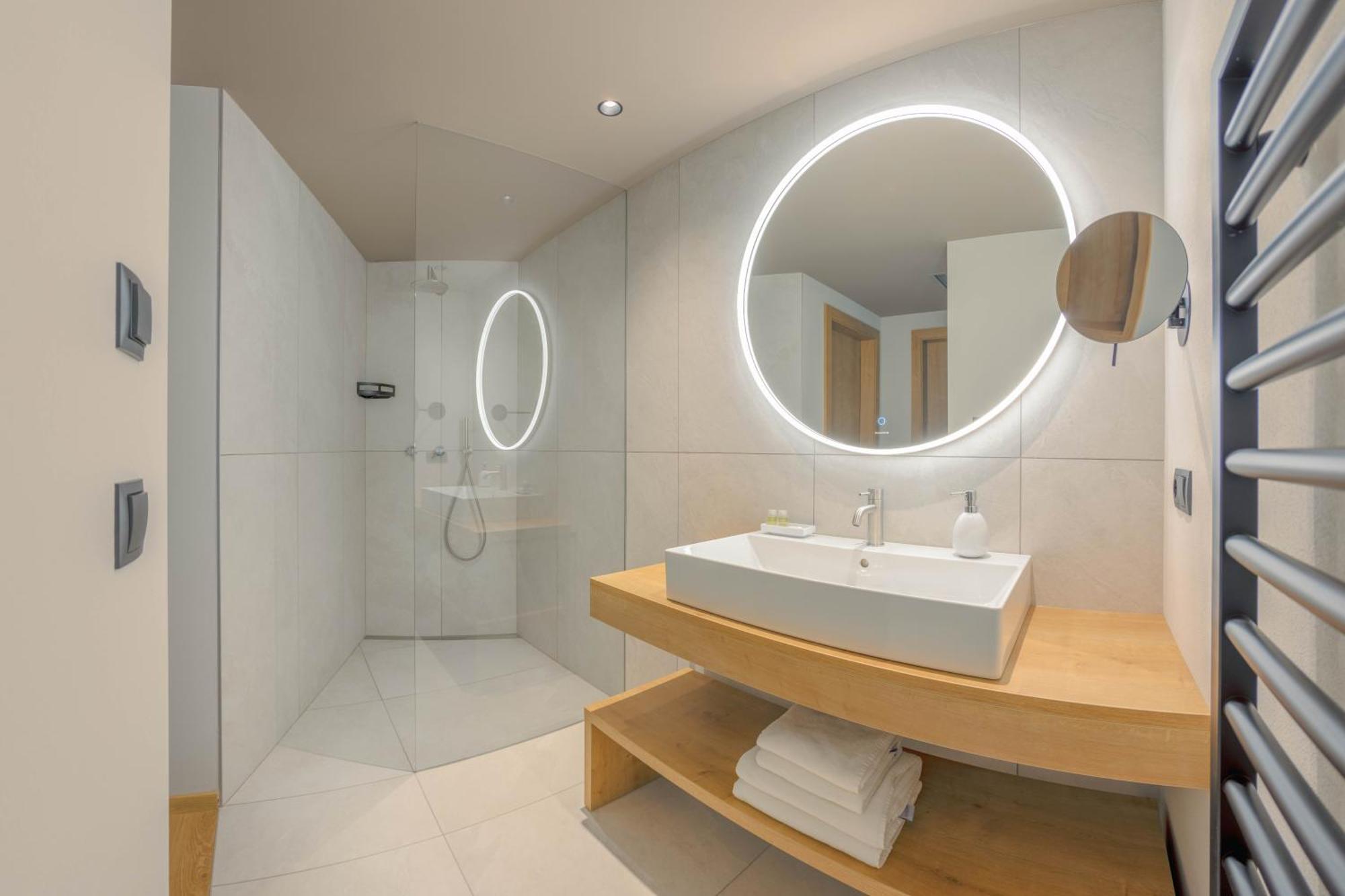 Villa Hubertus Luxuria Nova Suites - Adults Friendly Naturns Ngoại thất bức ảnh